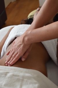 A Portée de Mains - Nathalie Ponçot Massages californien, suédois, sur chaise ergonomique à Paris - Bien-être - Détente - Relaxation - Sérénité - 11ème arrondissement